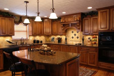 Custom Kitchen Cabinets